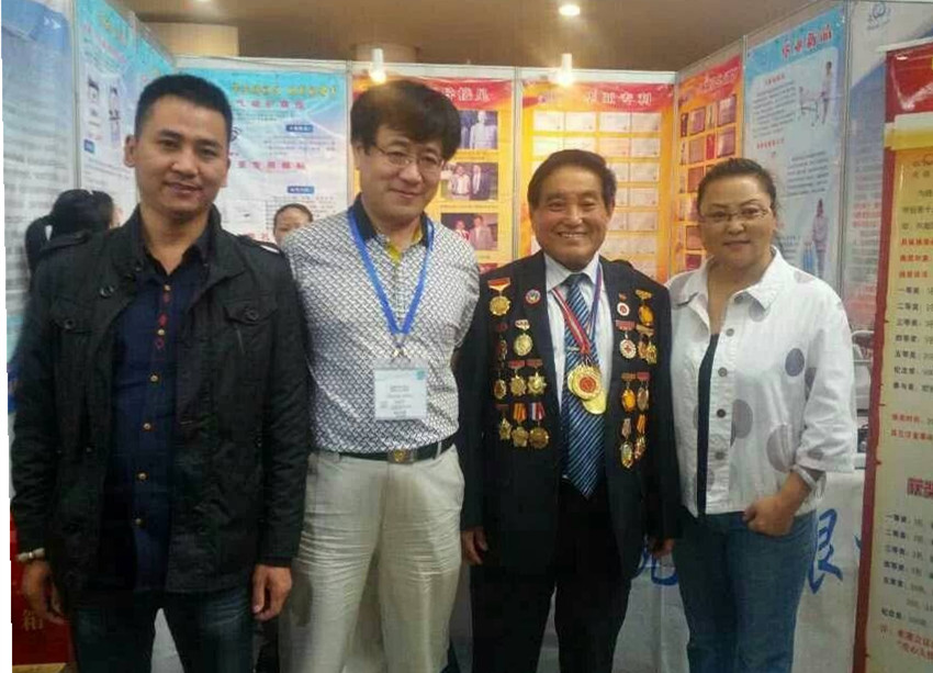 易視界運營總經(jīng)理陶國文先生在九朝古都受邀與視力防護行業(yè)專家和權威人士交流推動行業(yè)發(fā)展事宜