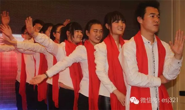 《舞蹈串燒》俊男美女嗨起來(lái)