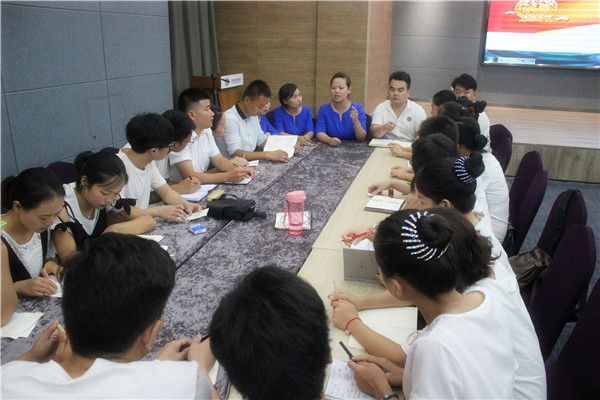 易視界各個(gè)戰(zhàn)區(qū)會(huì)議進(jìn)行中