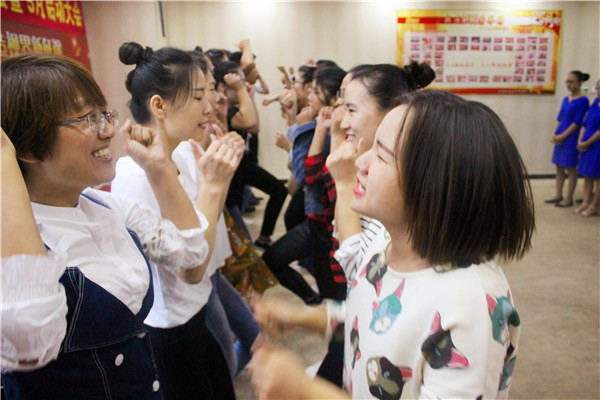 易視界團(tuán)隊風(fēng)采展示有沒有很激情？