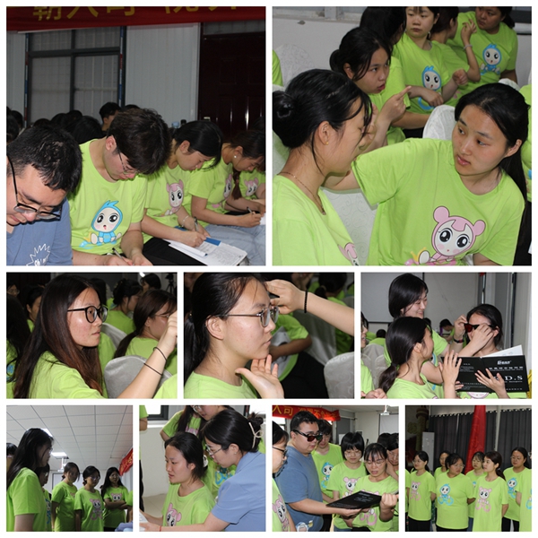 易視界精英認真學習中