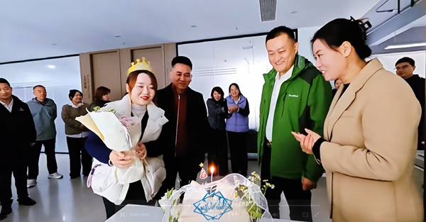 易家人，易起行，易輩子 | 易視界溫暖相伴，共赴最美青春時光