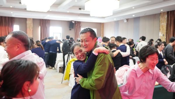 易視界2025年11月嘉獎(jiǎng)會暨12月啟動(dòng)大會精彩圖集